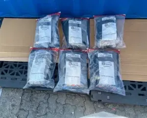 Autoridades incautan 13 paquetes de marihuana en Puerto Haina 