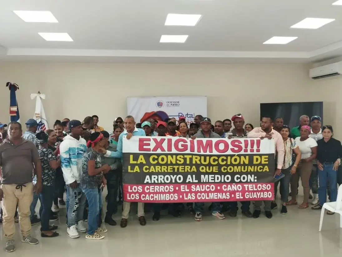 Comunitarios solicitan intervención del Defensor del Pueblo para construcción de carretera