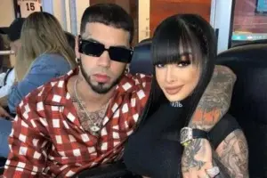 Yailin La Más Viral a Anuel AA: «Fírmame los papeles para poder viajar con mi hija»