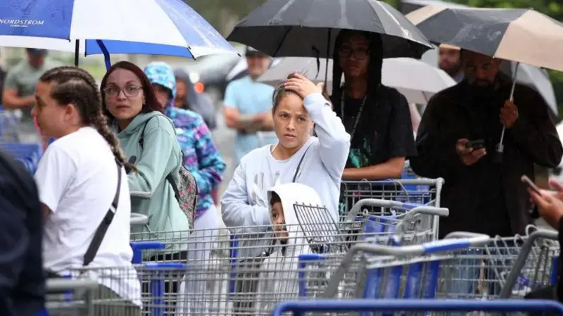 «Si se quedan, van a morir»: la emergencia en Florida ante la llegada del peligroso huracán Milton