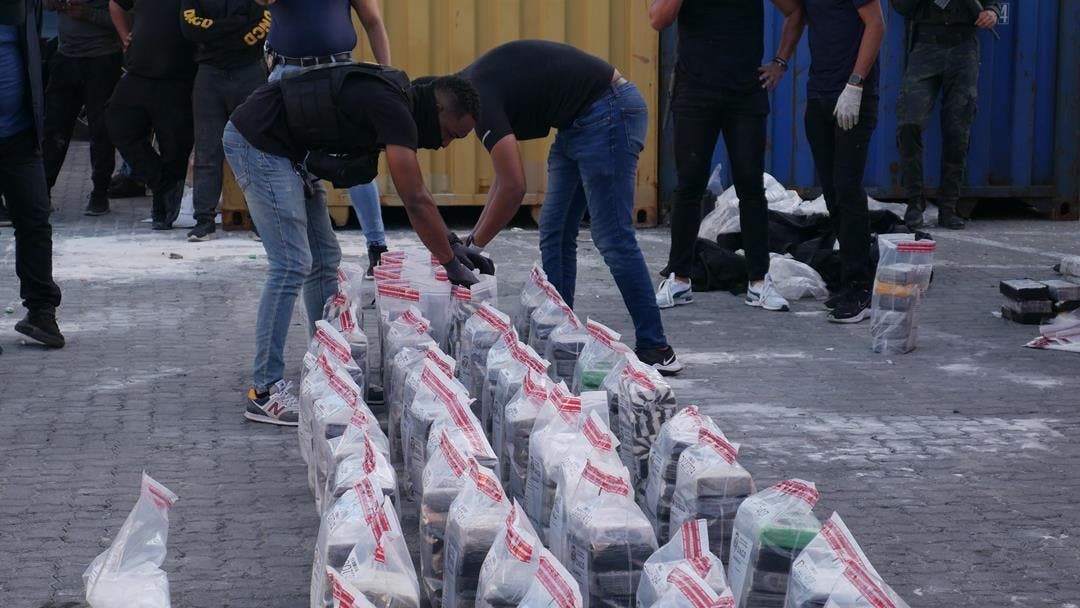 Autoridades decomisan 310 paquetes de cocaína en Puerto Caucedo 