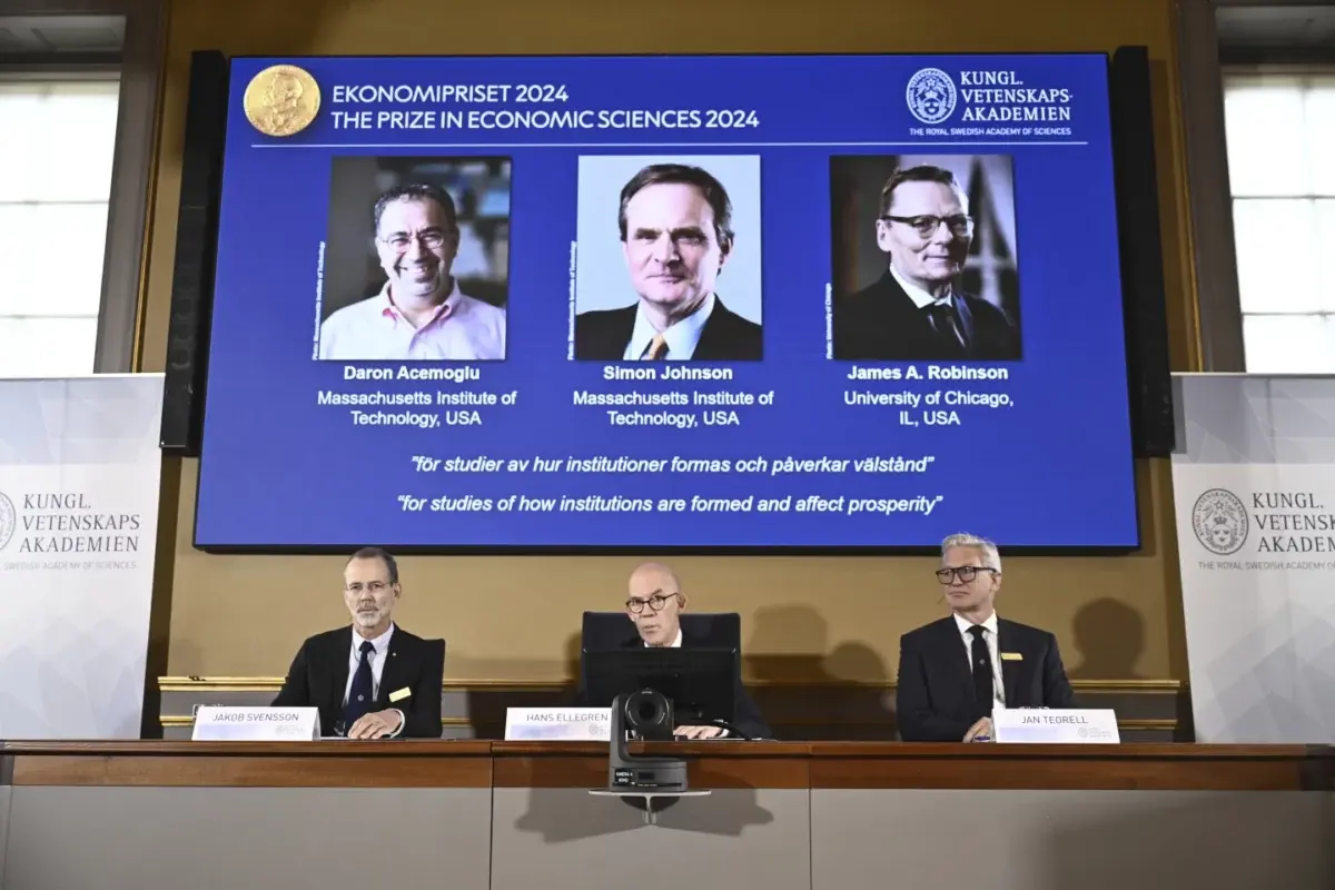 Nobel de Economía premia estudio de cómo unas instituciones débiles afectan al éxito de los países