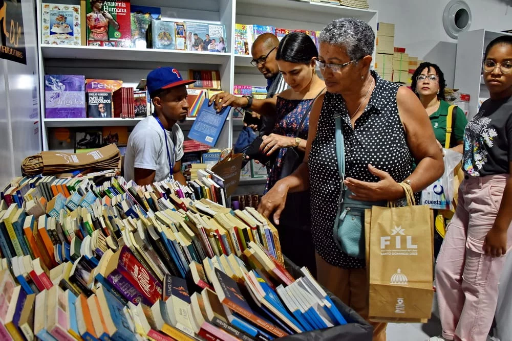 FILSD 2024 expande su alcance con “La Feria fuera de casa” y promueve la lectura en todo el país