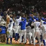 Johnson, Aquino y Martínez la sacan en victoria de Licey sobre Estrellas