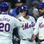 Mets evitan la eliminación con trueno tempranero y un bullpen fresco