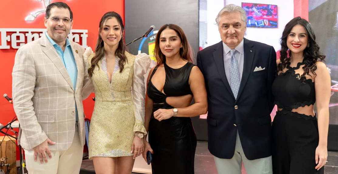 Rómulo Lluberes, Reyna Liriano, Lorena Gallego, Henry Ávila y María Alessandra Ercole.