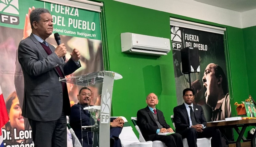 Leonel presenta libro en NY sobre Fuerza del Pueblo