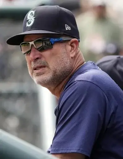 Manny Acta regresa al puesto coach de banca Seattle