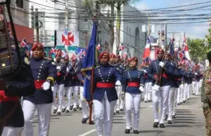 Efemérides resalta Día de la Constitución