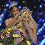 La danesa Victoria Kjaer se corona como Miss Universo 2024 en la Ciudad de México