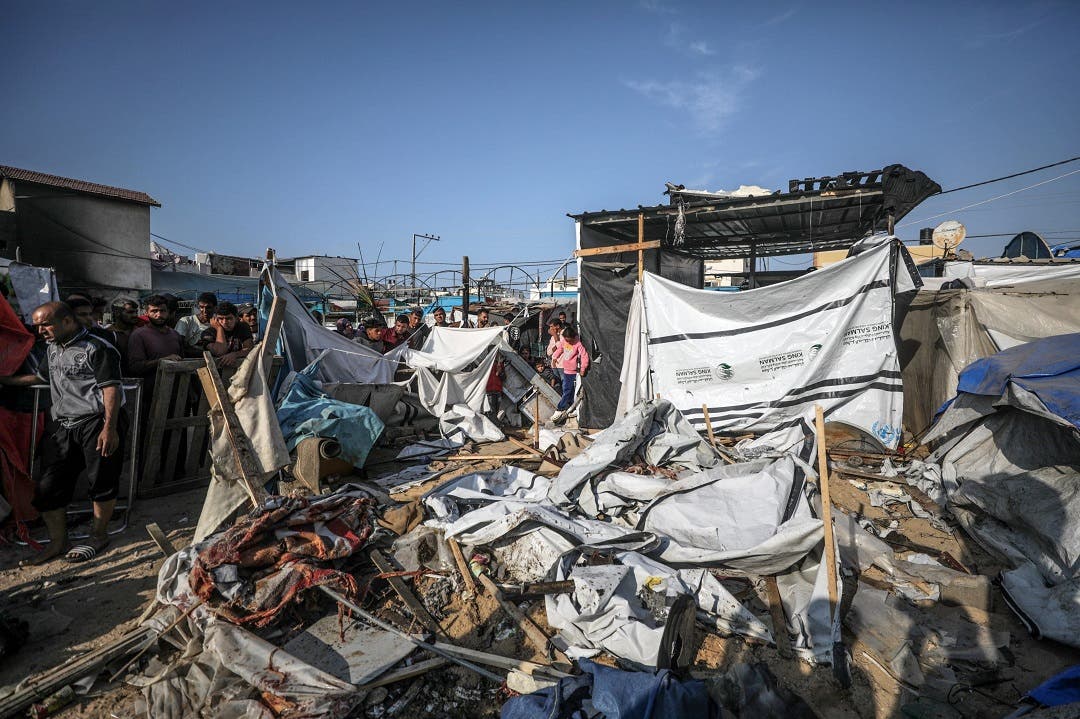 Hamás acusa a Israel de bombardear 9 veces el recinto de un hospital en el centro de Gaza