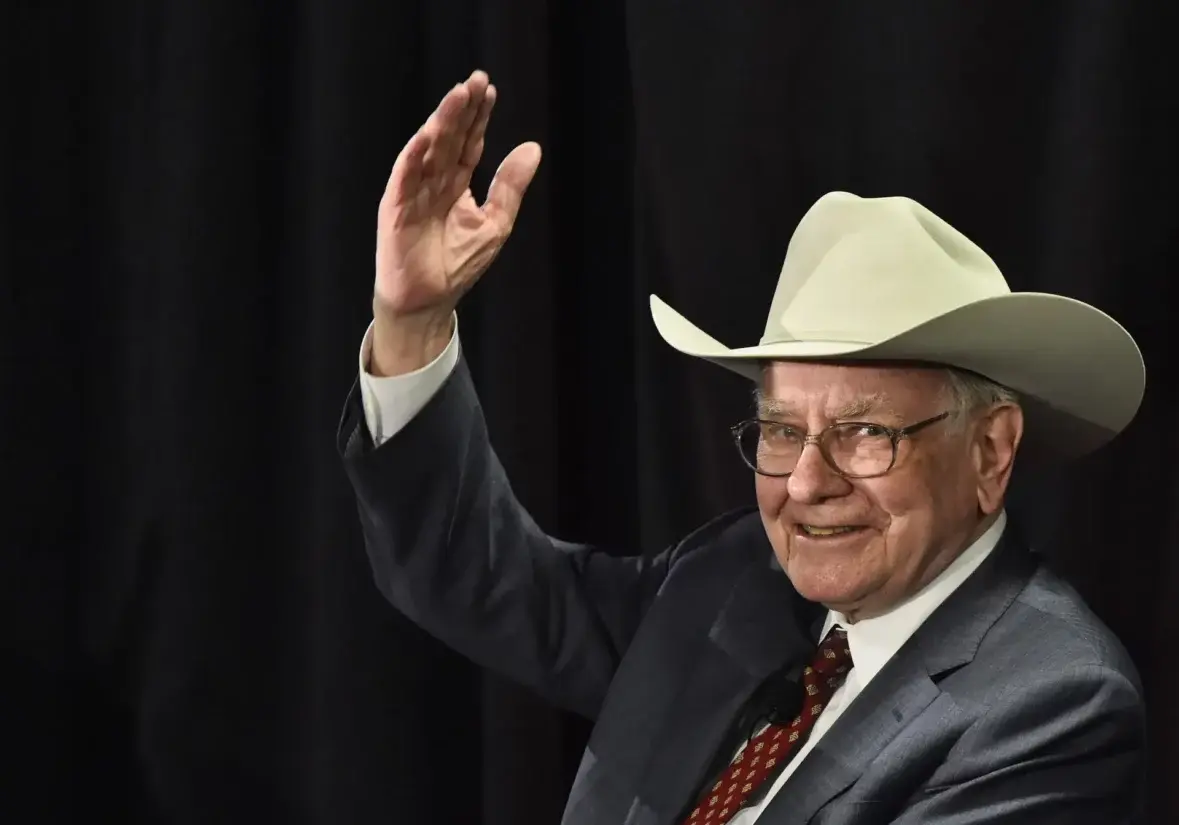 Warren Buffett aconseja tratar los testamentos con los hijos