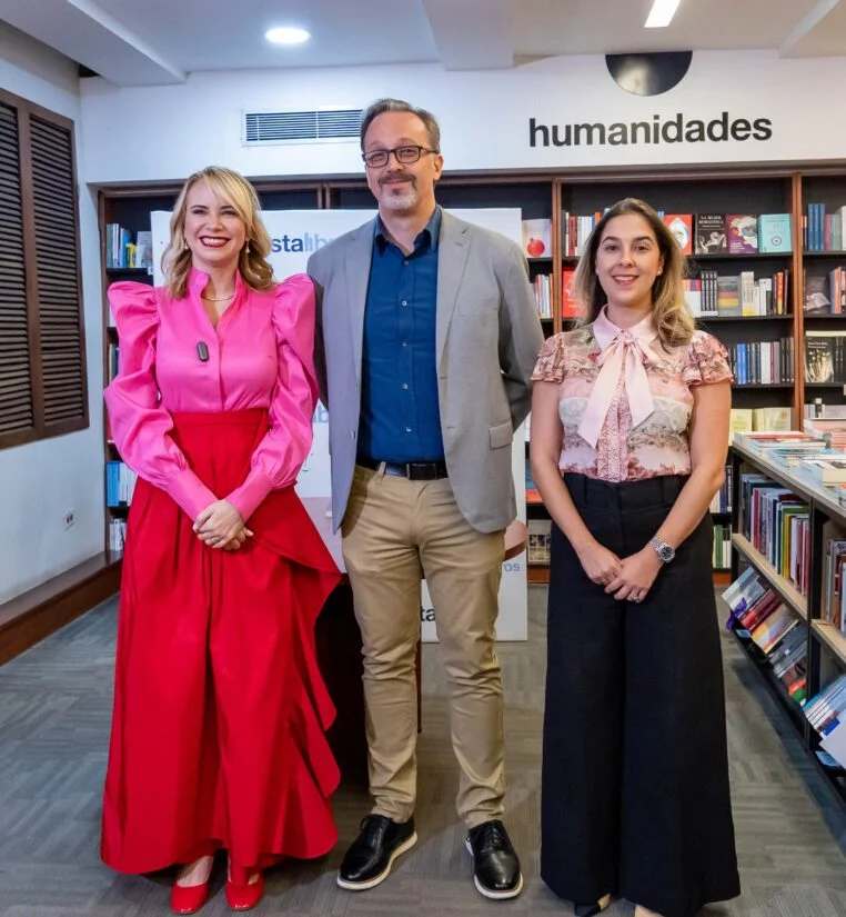 Cuesta Libros presenta libro de la especialista en marketing Vilma Núñez