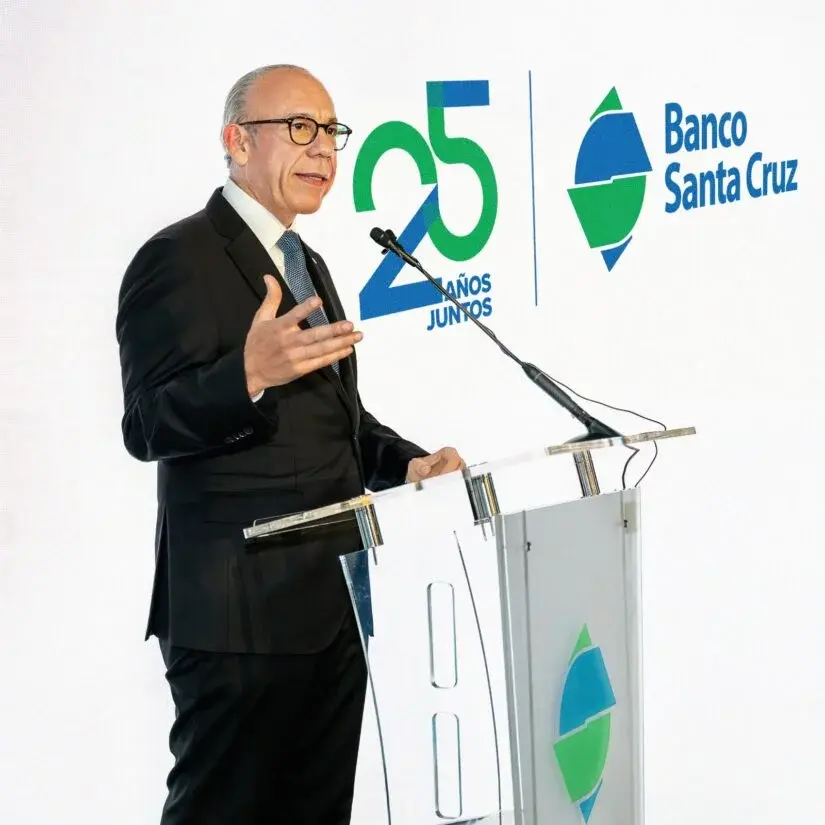 Banco Santa Cruz celebra 25 años de trayectoria