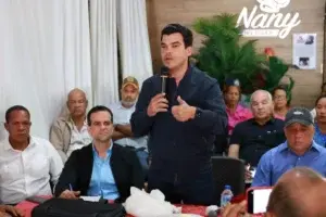 Wellington Arnaud realiza encuentro con representantes comunitarios de la provincia María Trinidad Sánchez