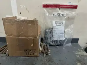 DNCD ocupa cinco láminas de cocaína camufladas en cajas de tabacos