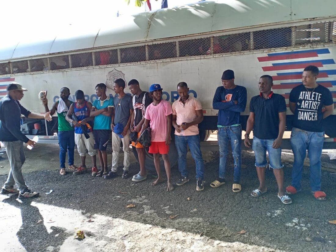 DGM detiene a 333 haitianos en operativos en El Seibo e Higüey