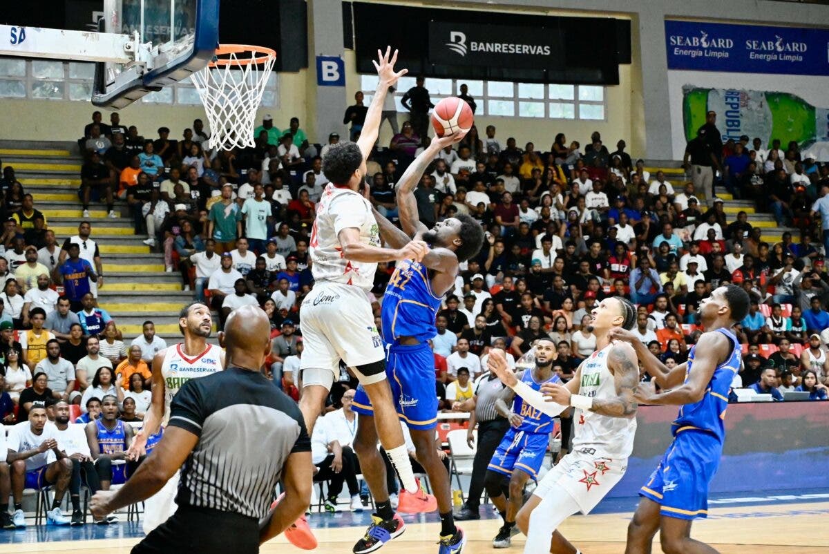 Mauricio Báez supera a Bameso y empata la serie final del TBS Distrito 2024