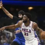 Embiid vuelve a jugar a tiempo completo pero los 76ers caen