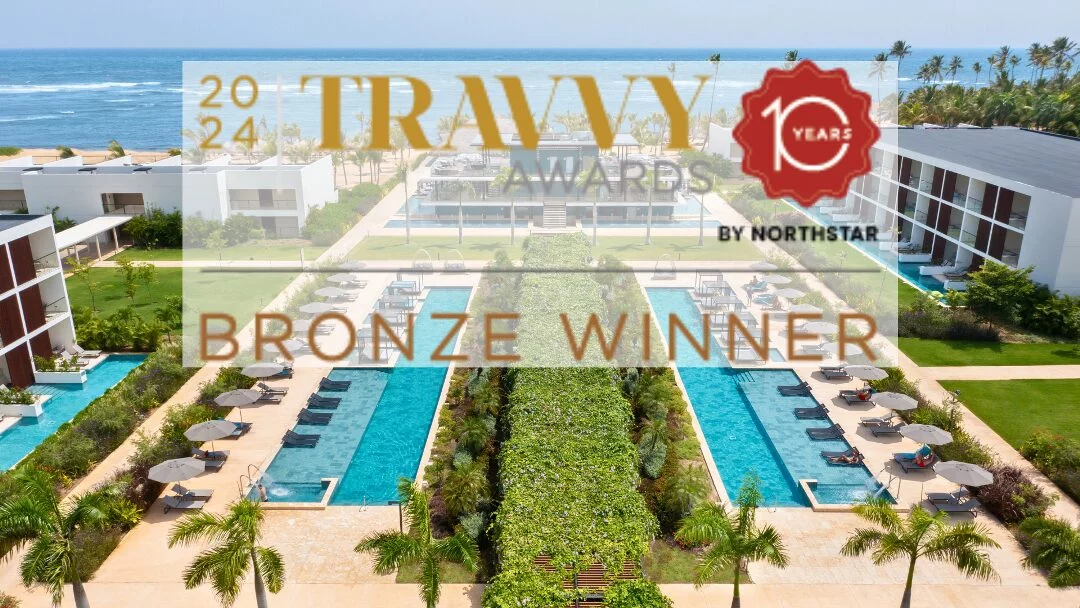 Live Aqua Punta Cana recibe premio Travvy Award