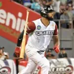 Hit de Carlos Peguero deja al Licey en el terreno en triunfo 4-3 de Gigantes