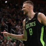 Celtics arman fiesta con vuelta de Porzingis y paliza a Clippers