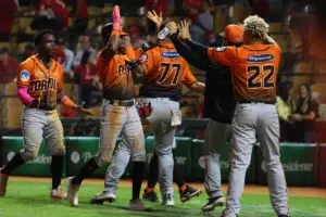 Toros remontan ante el Escogido en el Quisqueya