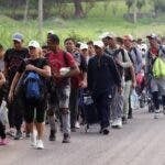 México no contiene caravanas ilegales