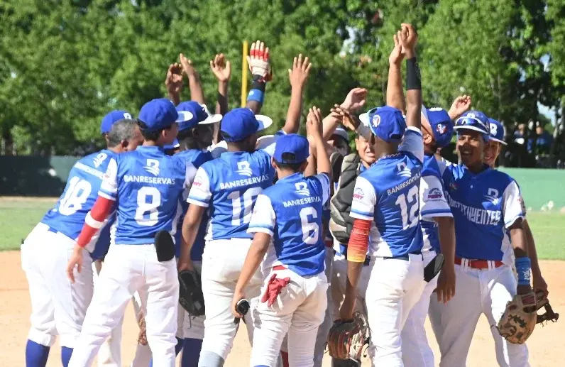 Constituyentes se corona béisbol infantil U-12