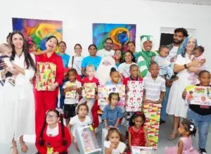 Grupo Humano realiza aguinaldo navideño