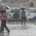 Lluvias desplazan más 18,000 personas en país