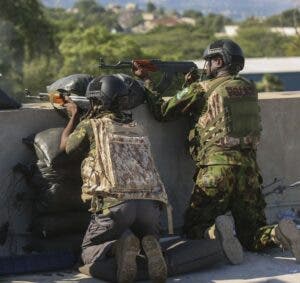 Banda haitiana ataca minibús de pasajeros dejando cinco muertes