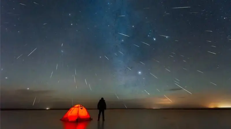 El violento nacimiento de las Gemínidas, la famosa lluvia multicolor de meteoritos