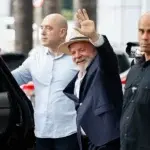 Lula es autorizado a regresar a Brasilia tras el resultado satisfactorio de sus exámenes médicos