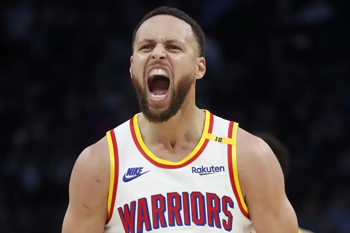 Curry anota 31 puntos y logra 7 triples en triunfo de Warriors, 113-103 sobre Timberwolves