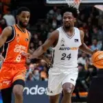 Valencia vence al Real Madrid y sigue líder en Liga Endesa