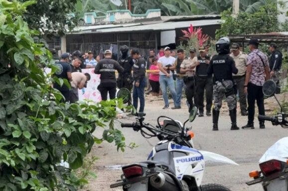 Al menos 10 muertos en asesinato masivo en municipio de provincia costera de Ecuador