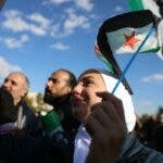 Miles de personas celebran la caída del Gobierno de Al Asad en diferentes puntos de Siria