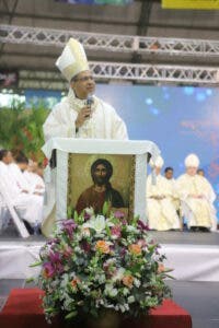 Monseñor Carlos Tomás Morel Diplán asume como obispo de La Vega