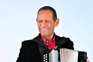 Rafelito Román, ícono de la música típica falleció este sábado