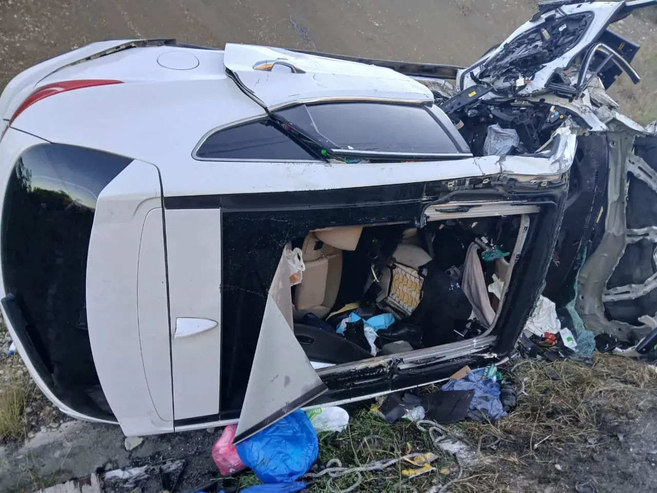 Al menos 2 muertos y varios heridos en accidente de tránsito en la carretera Azua-Baní