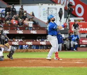 Jorge Alfaro guía victoria de Licey sobre Gigantes