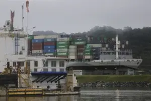 Los aranceles de Trump afectarían al canal de Panamá y a los precios en Centroamérica