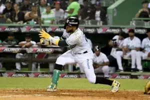 Robinson Canó debuta este viernes frente al Licey