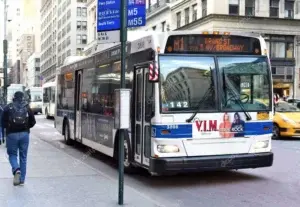 Aumentarán tarifas de trenes y autobuses en Nueva York