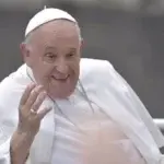 El papa Francisco: “Basta de colonizar a los pueblos con las armas”    