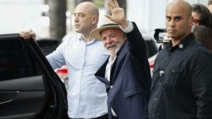 Lula recibe el alta hospitalaria tras ser sometido a cirugía por hemorragia intracraneal