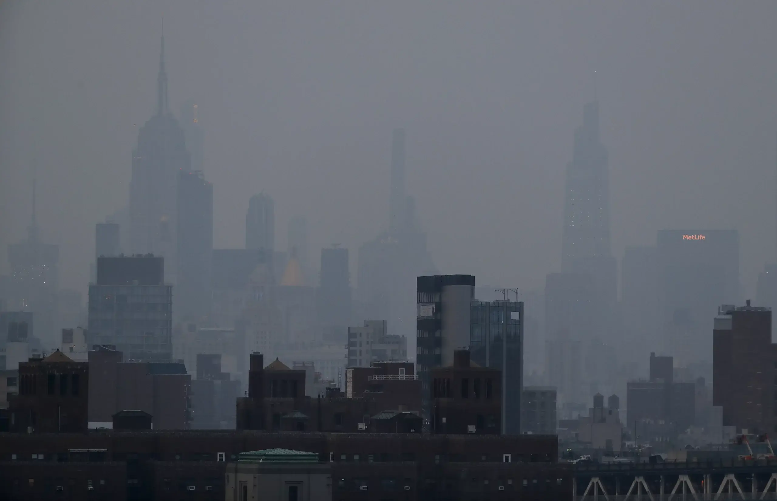 Nueva York obligará a las empresas contaminantes a pagar para reparar la crisis climática