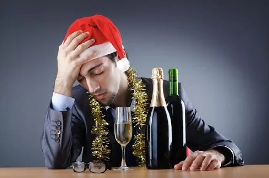 5 consejos para combatir la resaca en Navidad