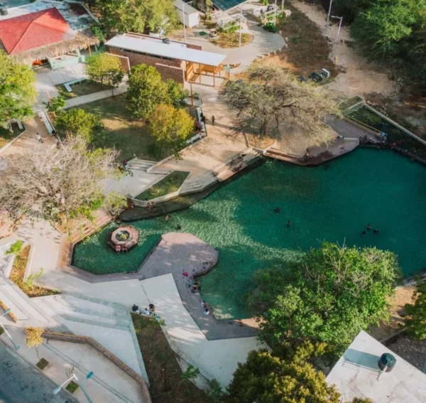 El balnerario fue declarado monumento natural por decreto.